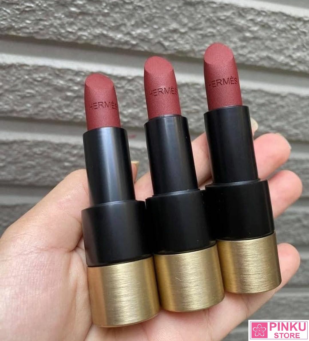 Son lì đỏ rượu